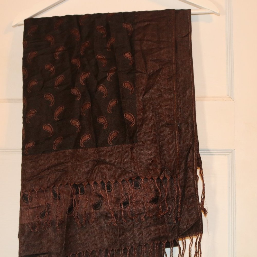 Lovely Paisley Shawl - Scarf